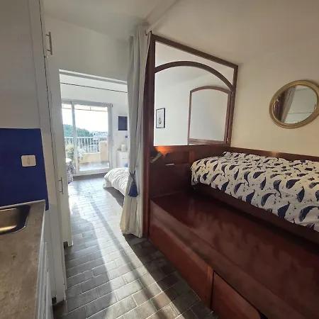 Vue - - La Baleine Apartment